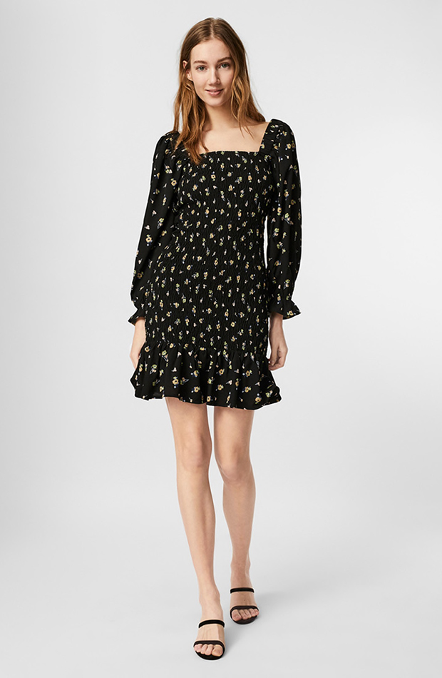 invitadas de septiembre Vestido corto de Vero Moda