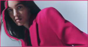 Así llevarás  ‘Viva Magenta’, el color del 2023